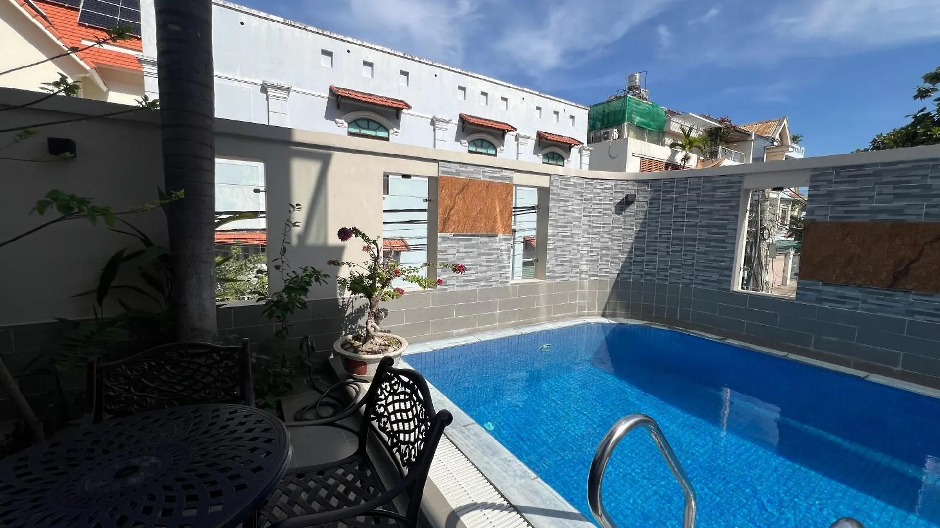 Thuy Tien 84 Tran Phu Seaview Condotel Vung Tau